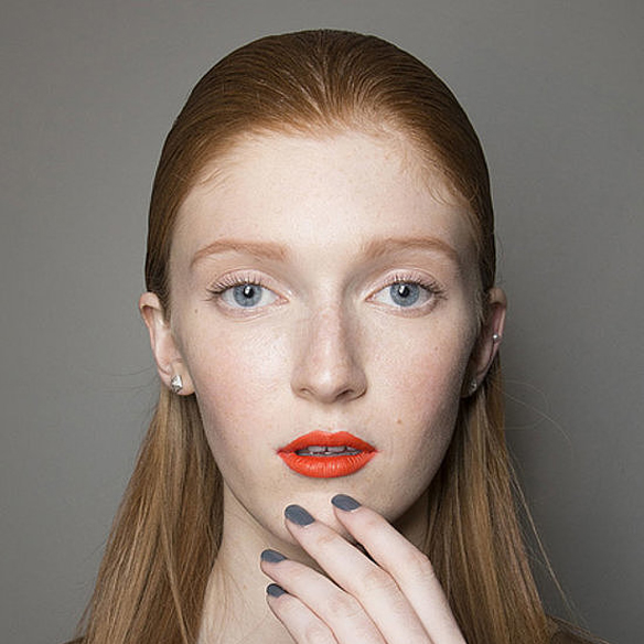 15colgadasdeunapercha_maquillaje_make_up_fw_oi_fall_winter_14_15_manicura_manicure_negro_black_grey_gris_rojo_red_burgundy_aubergine_nude_pale_pink_3