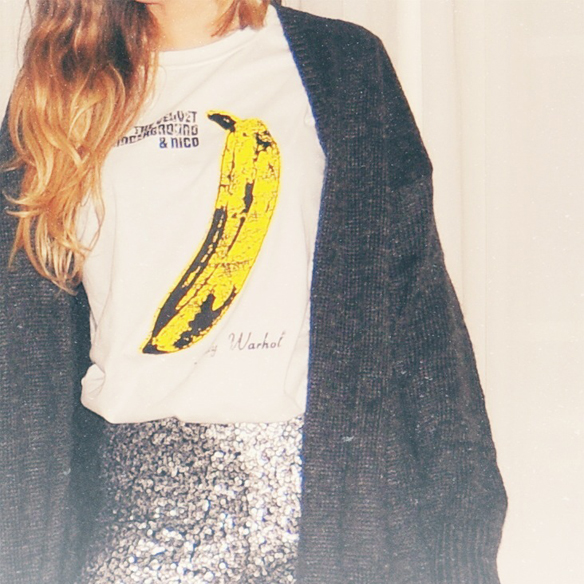 15colgadasdeunapercha_navidad_christmas_looks_outfitspantalones_pants_pailletes_sequins_lentejuelas_bambas_trainers_anna_duarte_6