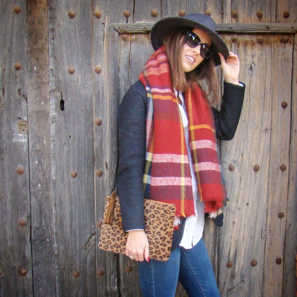 15colgadasdeunapercha_tartan_animal_print_sombrero_hat_bailarinas_gato_terciopelo_manoletinas_velvet_kitty_flats_ballerinas_marta_r_1