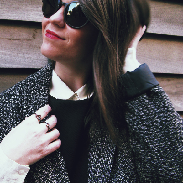 15colgadasdeunapercha_invierno_winter_neopreno_neoprene_silver_plateado_ripped_jeans_camisa_shirt_carla_kissler_3