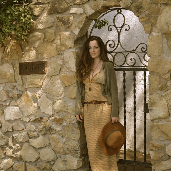 15colgadasdeunapercha_must-have_ss_15_imprescindible_70s_años_70_seventies_flecos_mostaza_fringes_ante_suede_mustard_booties_camperas_alicia_alvarez_9