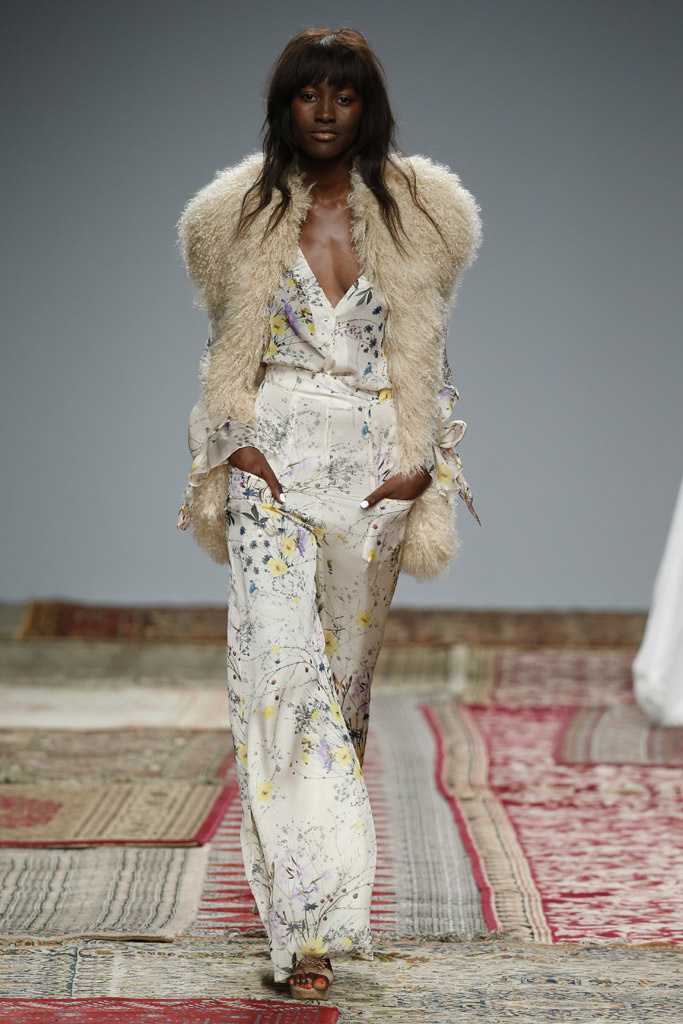 15colgadasdeunapercha_barcelona_bridal_week_novia_bride_houghton_10