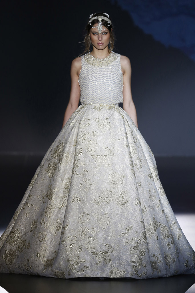 15colgadasdeunapercha_barcelona_bridal_week_novia_bride_jesus_peiro_1