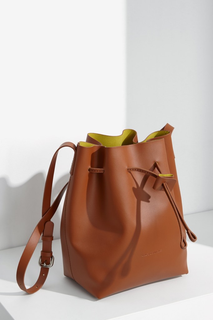 15colgadasdeunapercha-bolso-bag-handbag-adolfo-dominguez-4