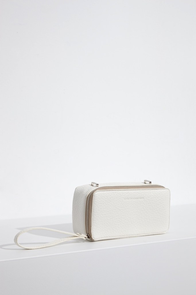 15colgadasdeunapercha-bolso-bag-handbag-adolfo-dominguez-5