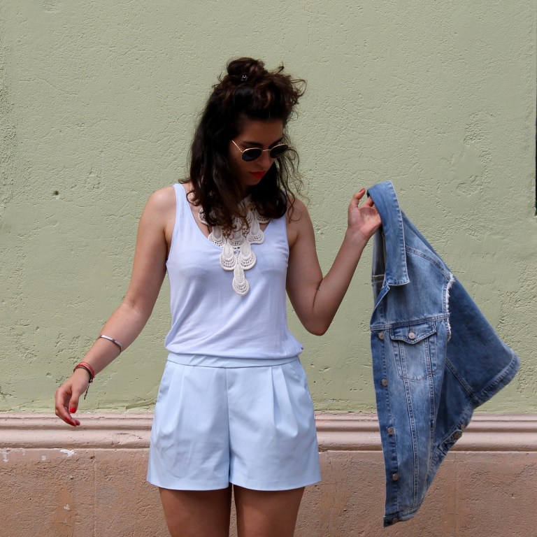 15colgadasdeunapercha-san-juan-saint-john-jumpsuit-mono-azul-blue-chaleco-vest-ugly-shoes-blanche-8