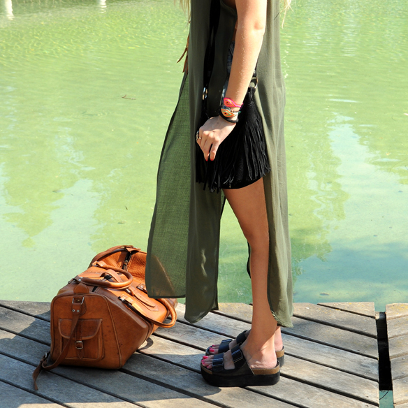 15colgadasdeunapercha-ss15-maxi-camisa-caqui-maxi-shirt-khaki-ugly-shoes-anna-duarte-8