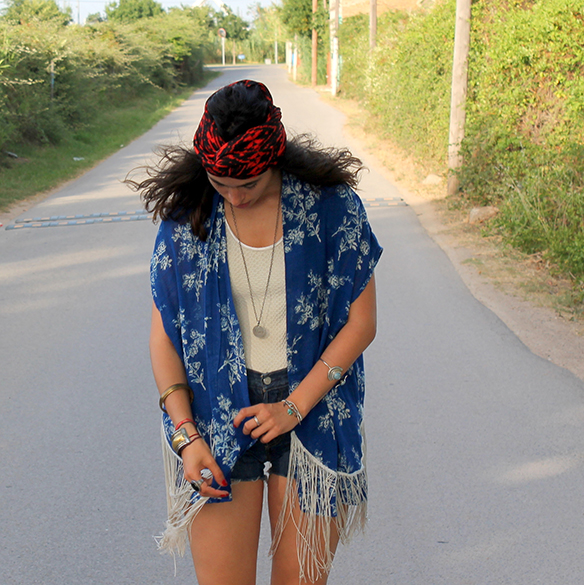 15colgadasdeunapercha-kimono-mix-and-match-body-shorts-turbante-turban-ugly-shoes-blanche-3