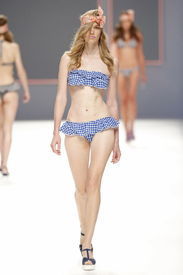 15colgadasdeunapercha-moda-fashion-barcelona-080-primavera-verano-2016-como-un-pez-en-el-agua-4