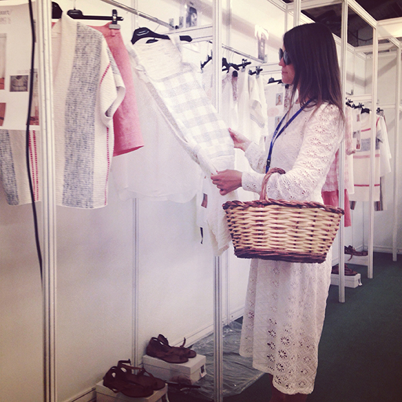 15colgadasdeunapercha-moda-fashion-barcelona-080-primavera-verano-2016-sita-murt-12