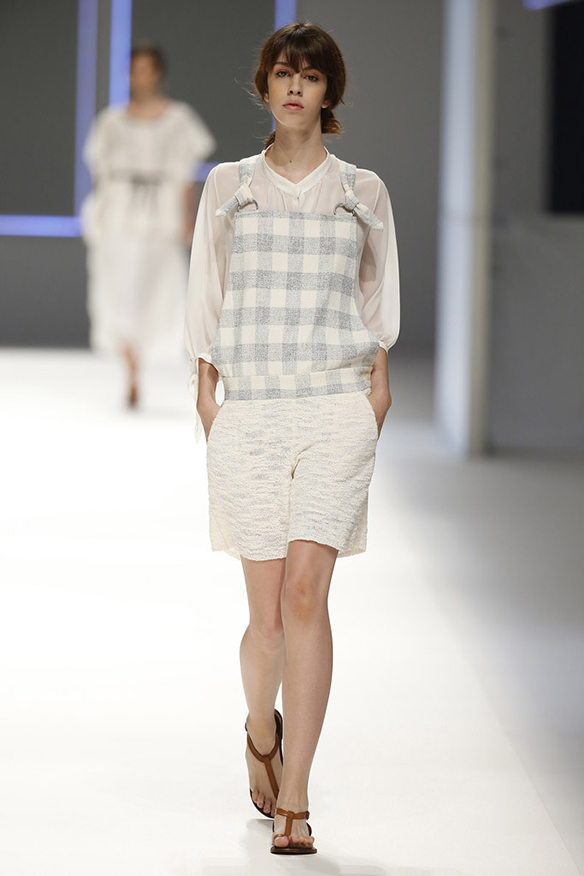 15colgadasdeunapercha-moda-fashion-barcelona-080-primavera-verano-2016-sita-murt-4