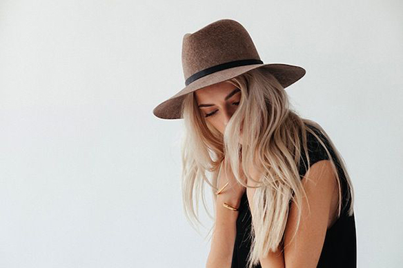 15-colgadas-de-una-percha-september-mood-board-inspiration-inspiracion-septiembre-3