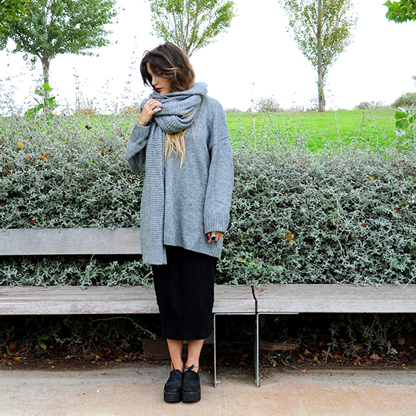 15-colgadas-de-una-percha-anna-duarte-must-have-fw-15-16-oi-imprescindible-granny-abuela-midi-skirt-falda-midi-gris-grey-1