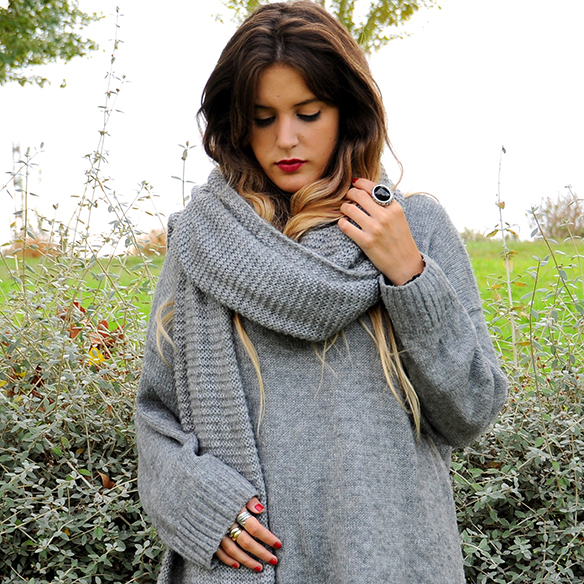 15-colgadas-de-una-percha-anna-duarte-must-have-fw-15-16-oi-imprescindible-granny-abuela-midi-skirt-falda-midi-gris-grey-4