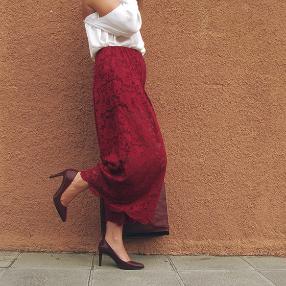 15-colgadas-de-una-percha-carla-kissler-must-have-fw-oi-imprescindible-culottes-encaje-lace-marsala-blusa-off-shoulder-blouse-4