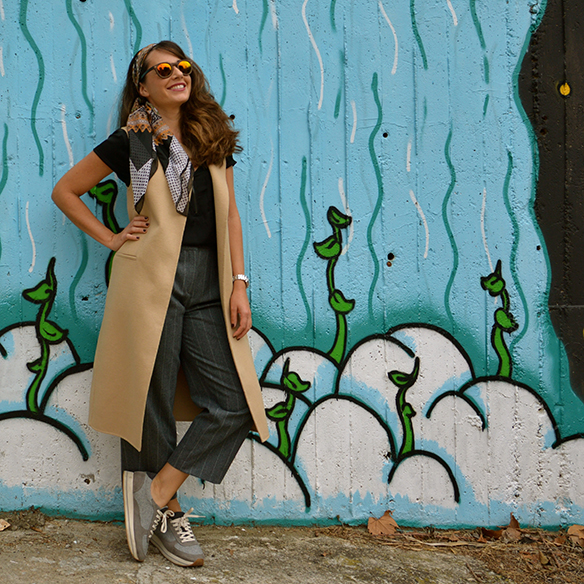 15-colgadas-de-una-percha-gina-carreras-alicia-alvarez-must-have-imprescindible-fw-15-16-oi-chaleco-xl-vest-niancole-gafas-de-sol-sunnies-cropped-pants-1