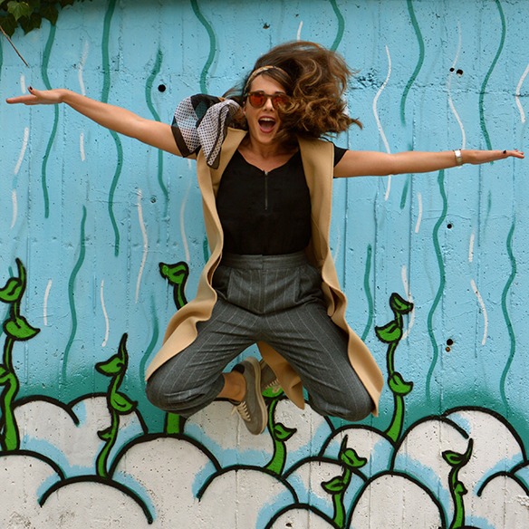 15-colgadas-de-una-percha-gina-carreras-alicia-alvarez-must-have-imprescindible-fw-15-16-oi-chaleco-xl-vest-niancole-gafas-de-sol-sunnies-cropped-pants-2