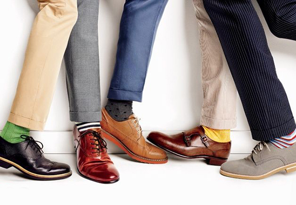 15-colgadas-de-una-percha-sunday-man-day-look-outfit-hombre-men-menswear-moda-masculina-happy-socks-calcetines-originales-estilosos-zapatos-shoes-1