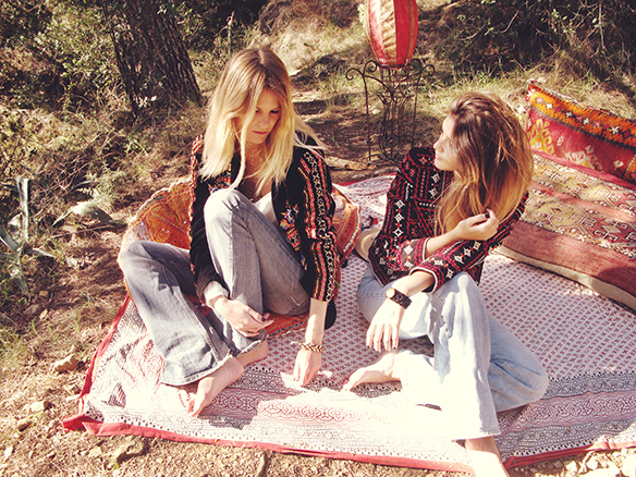 15-colgadas-de-una-percha-almah-scented-jewelry-lookbook-fw-15-16-joyeria-bisuteria-aromatica-perfumada-anna-duarte-gina-carreras-ethnic-blazers-etnico-6