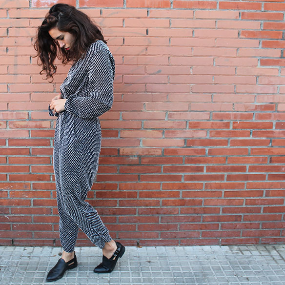 15-colgadas-de-una-percha-blanche-jumpsuit-mono-red-lips-jacket-chaqueta-4