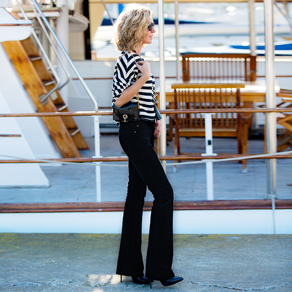 15-colgadas-de-una-percha-maica-jau-navy-stripes-rayas-marineras-pantalones-acampanados-flared-pants-9
