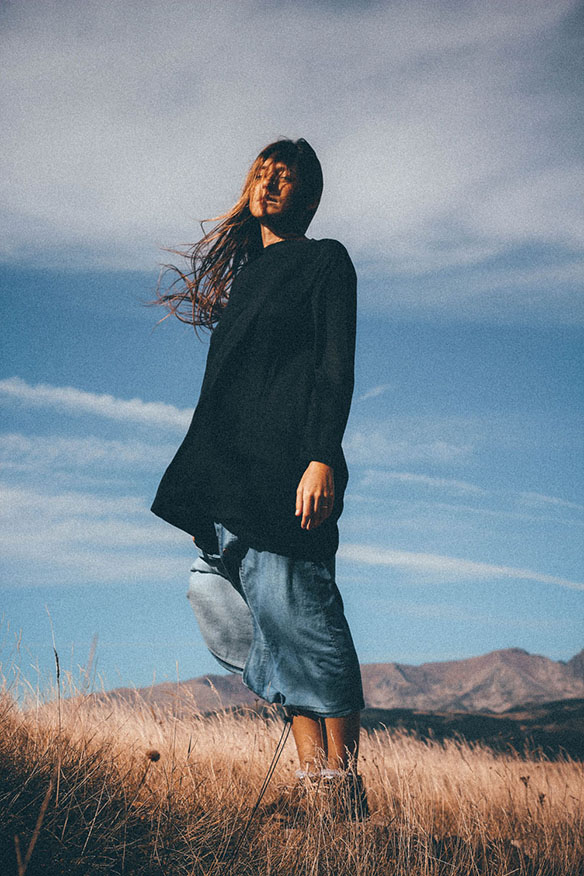 15-colgadas-de-una-percha-mapache-by-dark-green-fw-2015-2016-15-16-lookbook-bebofi-1