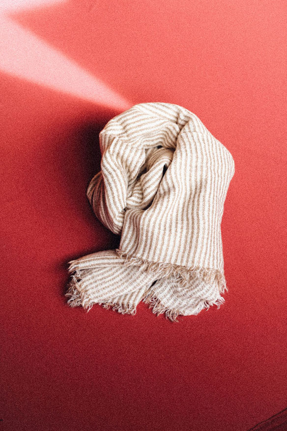 15-colgadas-de-una-percha-mapache-by-dark-green-fw-2015-2016-15-16-lookbook-bebofi-28