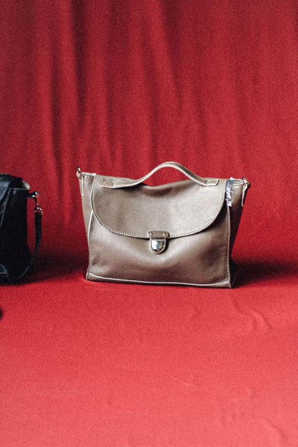 15-colgadas-de-una-percha-mapache-by-dark-green-fw-2015-2016-15-16-lookbook-bebofi-29