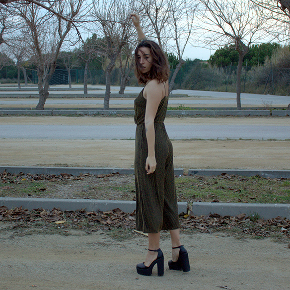 15-colgadas-de-una-percha-blanche-fin-de-año-nochevieja-new-years-eve-mono-jumpsuit-culottes-fur-coat-abrigo-pelo-6