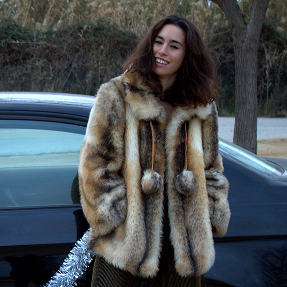 15-colgadas-de-una-percha-blanche-fin-de-año-nochevieja-new-years-eve-mono-jumpsuit-culottes-fur-coat-abrigo-pelo-7