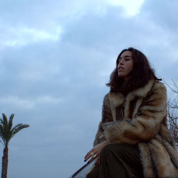 15-colgadas-de-una-percha-blanche-fin-de-año-nochevieja-new-years-eve-mono-jumpsuit-culottes-fur-coat-abrigo-pelo-9