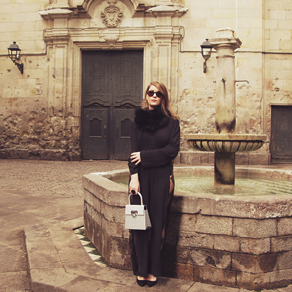 15-colgadas-de-una-percha-carla-kissler-fin-de-año-nochevieja-new-years-eve-mono-jumpsuit-la-perla-lenceria-lingerie-encaje-lace-1