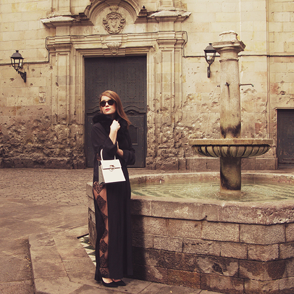 15-colgadas-de-una-percha-carla-kissler-fin-de-año-nochevieja-new-years-eve-mono-jumpsuit-la-perla-lenceria-lingerie-encaje-lace-6