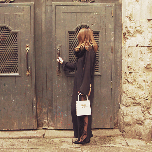 15-colgadas-de-una-percha-carla-kissler-fin-de-año-nochevieja-new-years-eve-mono-jumpsuit-la-perla-lenceria-lingerie-encaje-lace-7