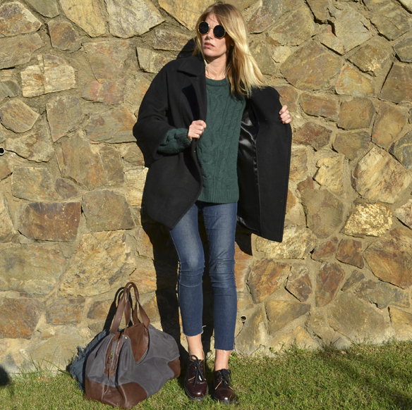 15-colgadas-de-una-percha-gina-carreras-abrigo-roger-coat-bolso-handbag-georgina-carreras-barcelona-jeggins-verde-botella-bottle-green-4