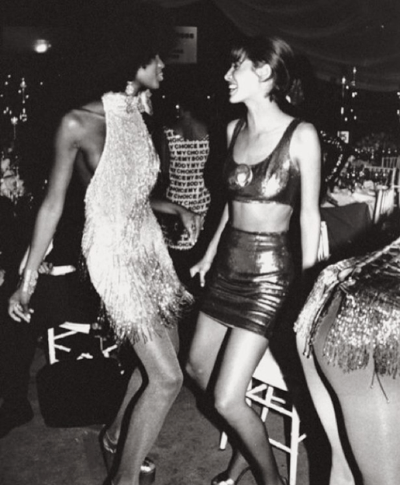 15-colgadas-de-una-percha-inspiracion-nochevieja-fin-de-año-new-years-eve-inspo-inspiration-40