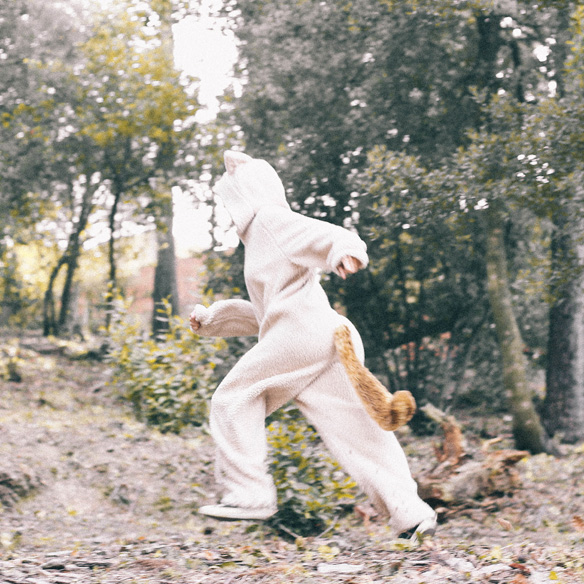 15-colgadas-de-una-percha-bebofi-carnaval-carniva-lobo-max-wolf-disfraz-costume-5