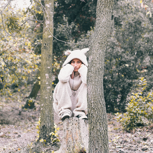 15-colgadas-de-una-percha-bebofi-carnaval-carniva-lobo-max-wolf-disfraz-costume-8