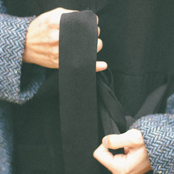 15-colgadas-de-una-percha-bebofi-vestido-midi-dress-camisero-collar-shirt-dress-batin-coat-abrigo-mapache-by-dark-green-8