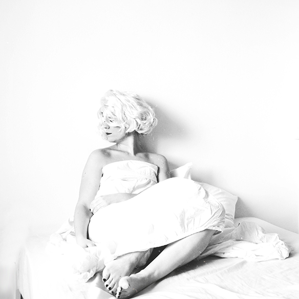 15-colgadas-de-una-percha-carla-kissler-marilyn-monroe-norma-jean-carnival-carnaval-disfraz-costume-7