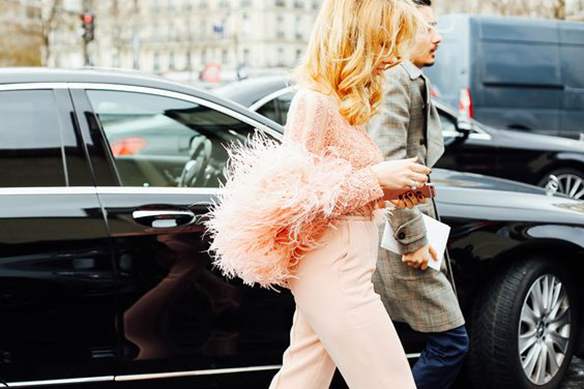 15-colgadas-de-una-percha-moda-fashion-february-mood-board-febrero-inspo-inspiration-inspiracion-39