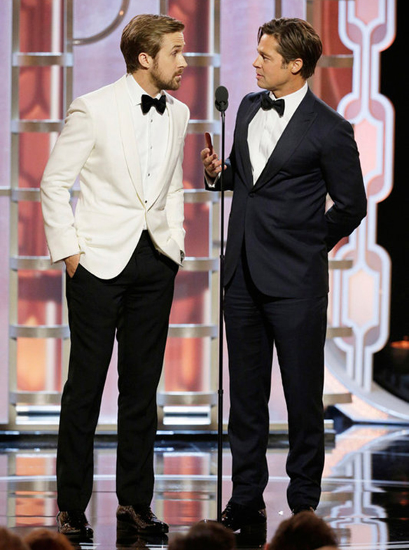 15-colgadas-de-una-percha-sunday-man-day-look-outfit-hombre-men-menswear-moda-masculina-esmoquin-chaqueta-blanca-white-tux-tuxedo-classic-warm-weather-black-tie-smoking-globos-de-oro-2016-golden-globes-ryan-gosling-brad-pitt