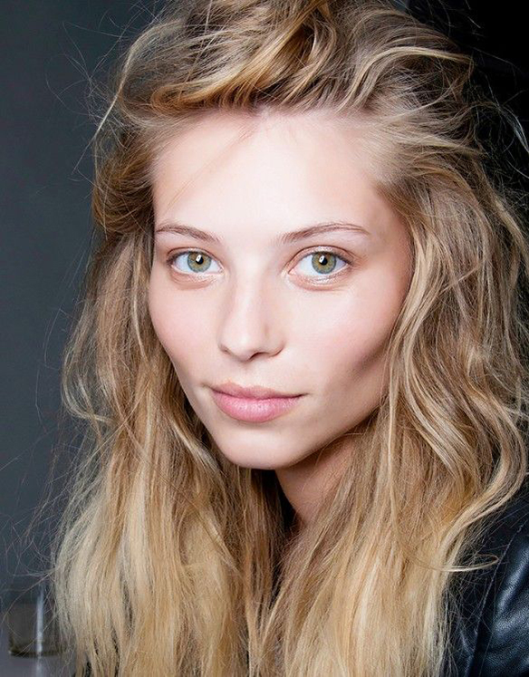 15-colgadas-de-una-percha-tendencias-peinados-pelo-hair-hairstyles-trends-bronde-4