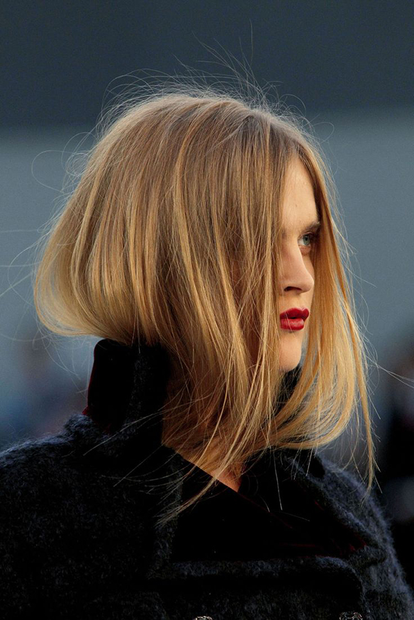 15-colgadas-de-una-percha-tendencias-peinados-pelo-hair-hairstyles-trends-cobrizo-red-hair-auburn-hair-3