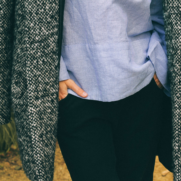 15-colgadas-de-una-percha-bebofi-vincent-abrigo-coat-bambas-trainers-socks-calcetines-5