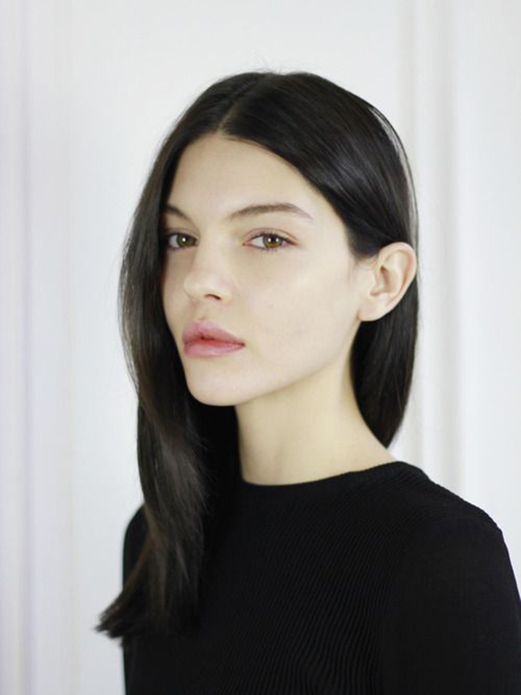 15-colgadas-de-una-percha-maquillaje-make-up-fw-oi-fall-winter-15-16-rostro-nude-nude-face-3