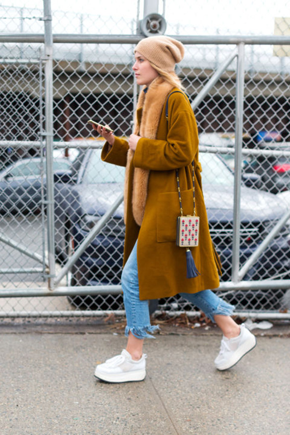 15-colgadas-de-una-percha-nyfw-street-style-new-york-fashion-week-estilo-style-outfits-looks-23