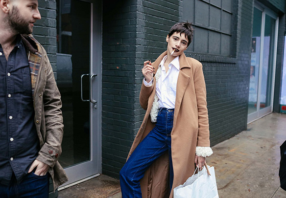 15-colgadas-de-una-percha-nyfw-street-style-new-york-fashion-week-estilo-style-outfits-looks-34