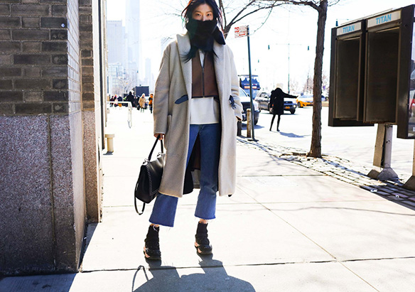15-colgadas-de-una-percha-nyfw-street-style-new-york-fashion-week-estilo-style-outfits-looks-35