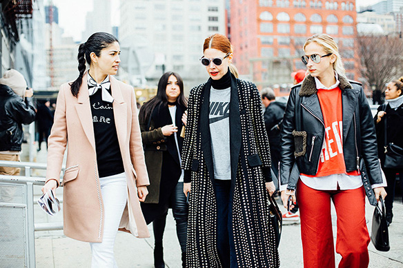 15-colgadas-de-una-percha-nyfw-street-style-new-york-fashion-week-estilo-style-outfits-looks-5